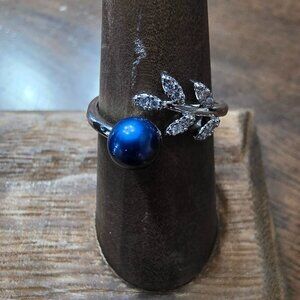 Leaf Sterling Silver Pearl Ring